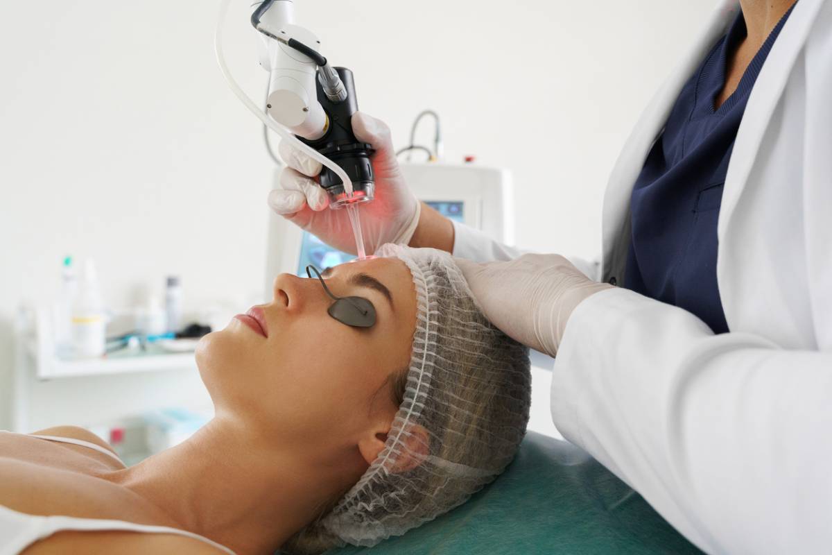 Featured image for MOXI Laser Treatment versus Ablative Lasers